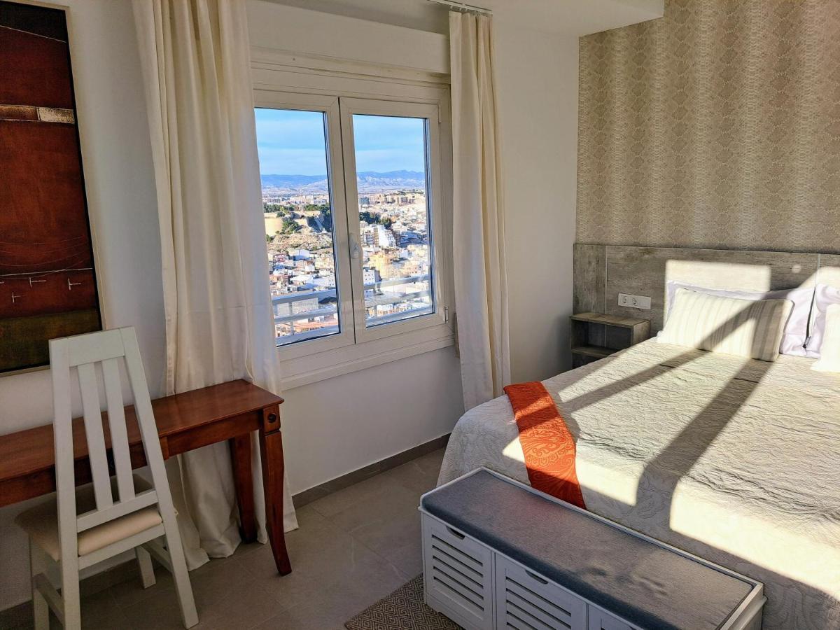 Alicante Skylights Apartments Buitenkant foto