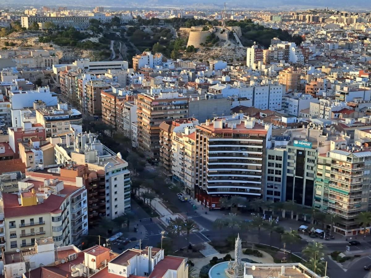 Alicante Skylights Apartments Buitenkant foto