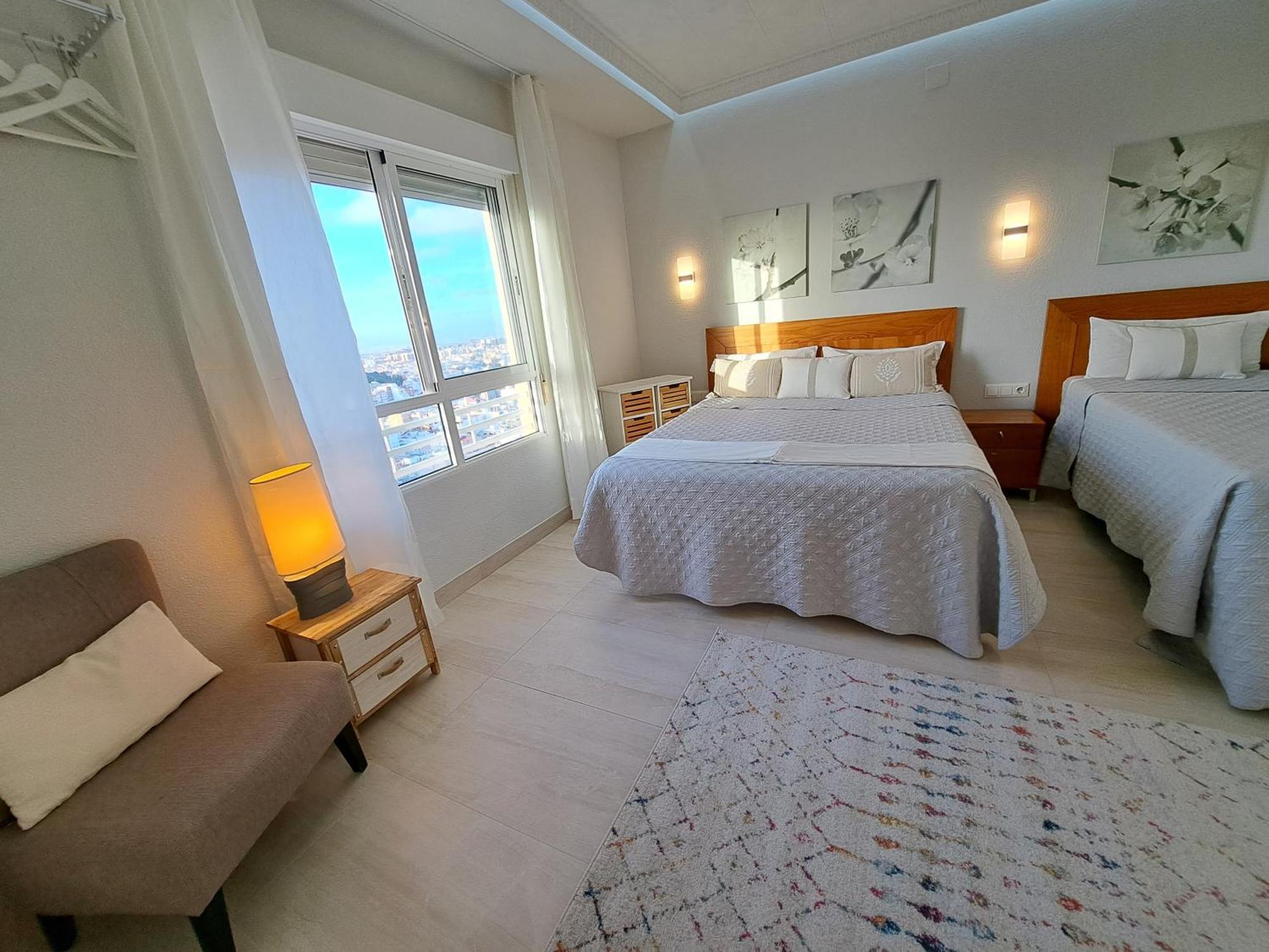 Alicante Skylights Apartments Kamer foto